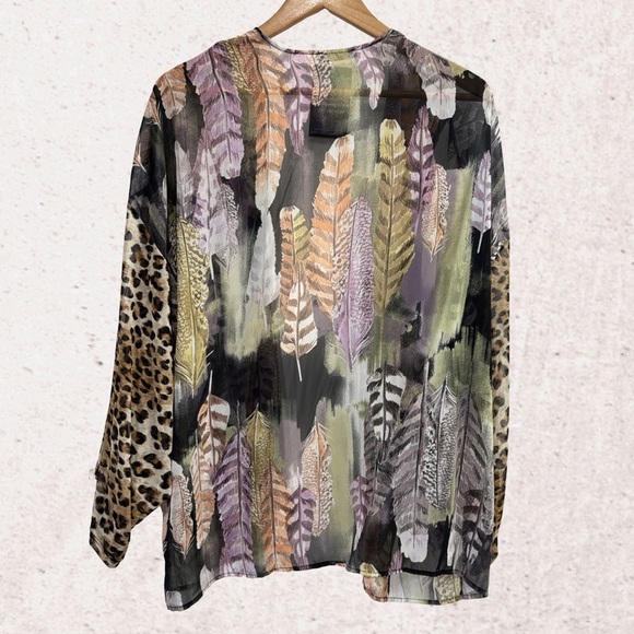 Relaxed Black and Brown Oversized Blouse - Picture 2 of 4